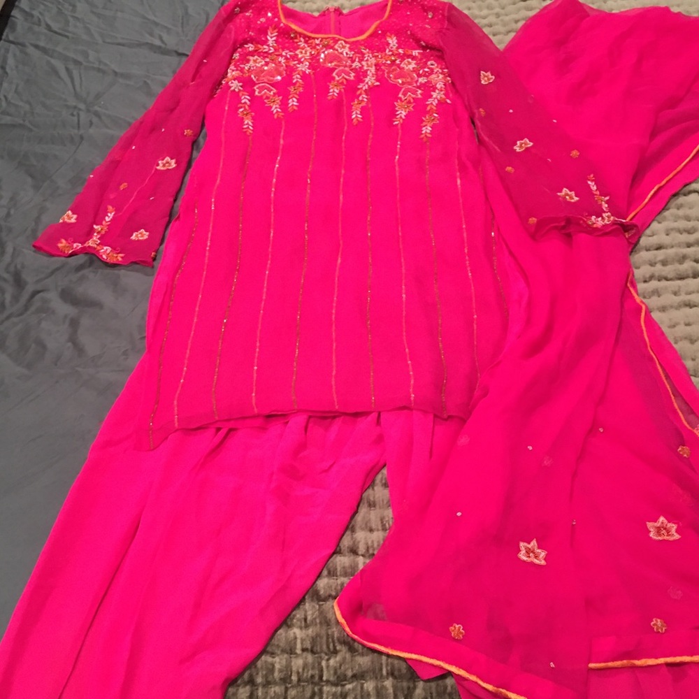 Hajra Hayat Shalwar Kameez